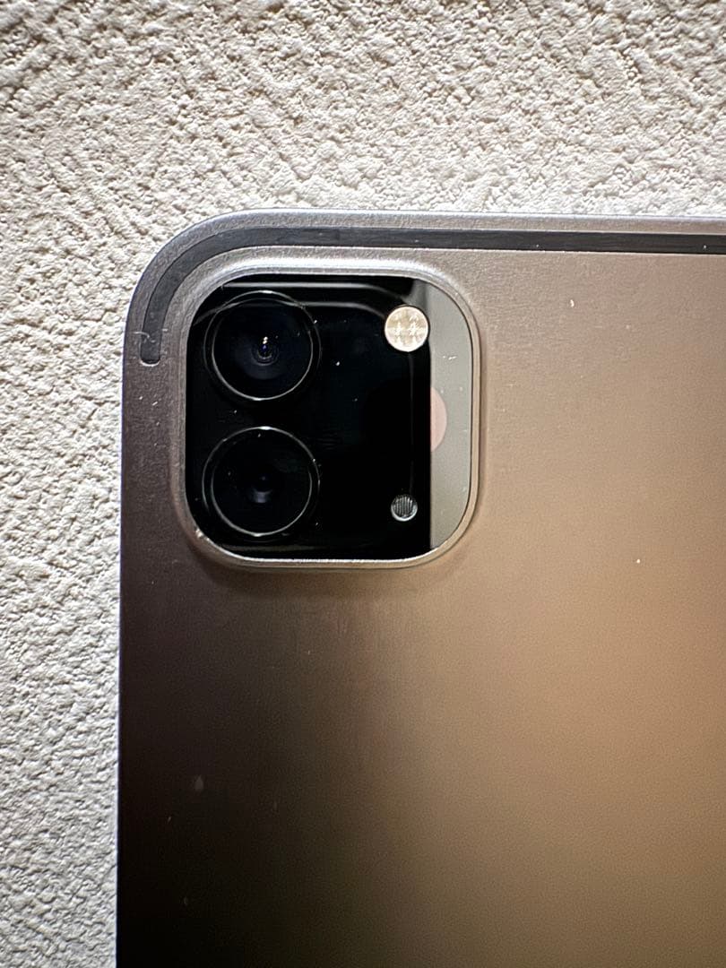 箱あり　iPad Pro12.9インチ第5世代　iPhone SE 第3世代