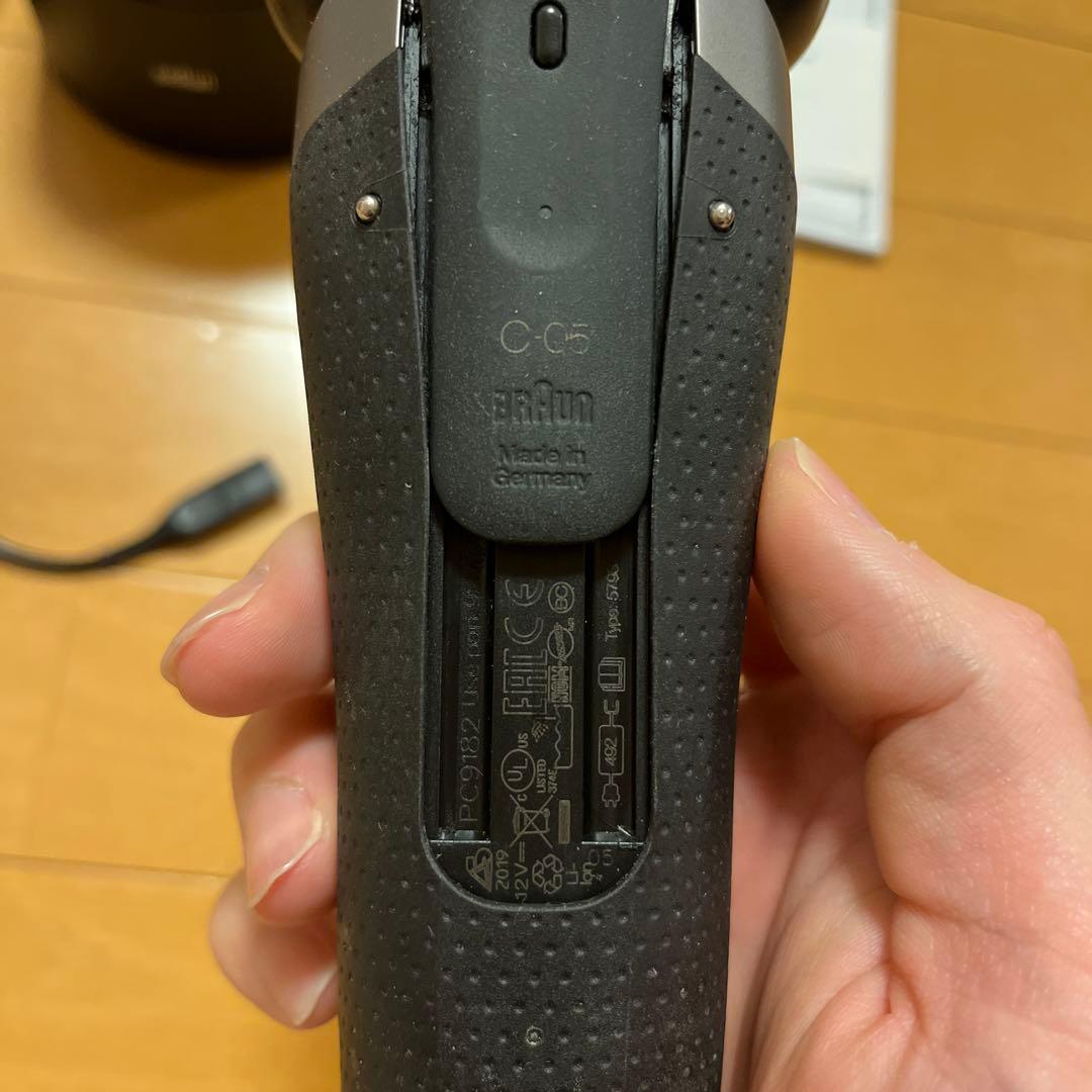 BRAUN S9 シェーバー
