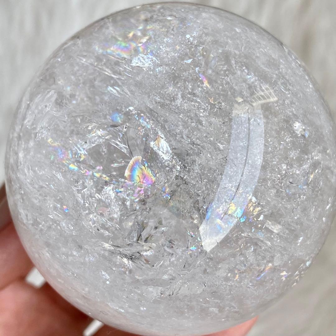 【 天然石 キラキラ シュワシュワ 虹入り 水晶 スフィア 約64ミリ 丸玉 】