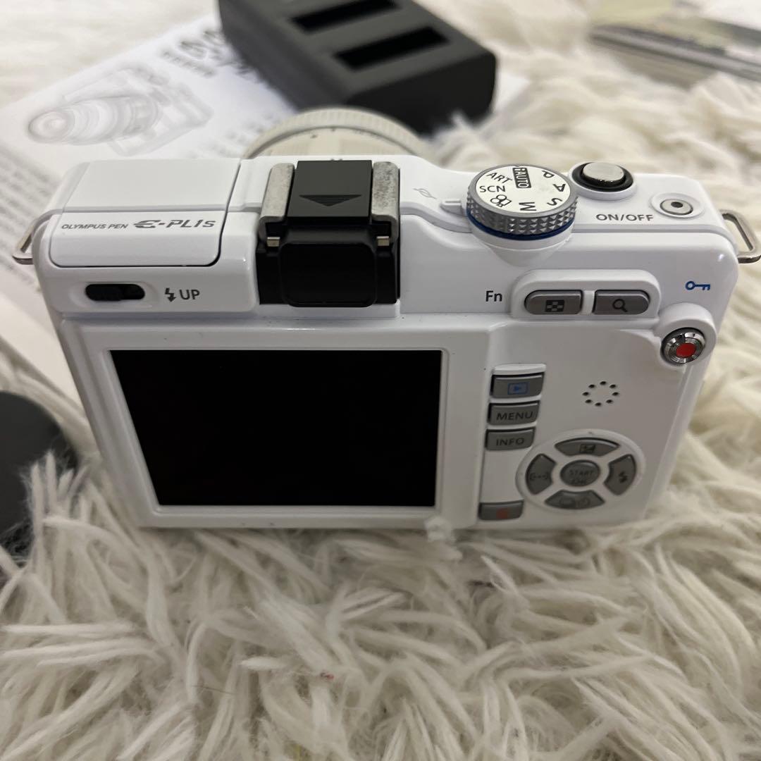 【美品】E-pl1s ダブルズームキット　ホワイト　動作確認済み　手ぶれ補正×