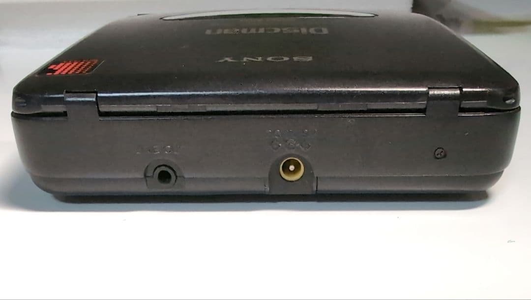 SONY D-33 ポータブルCDプレーヤー MEGA BASS搭載 ジャンク