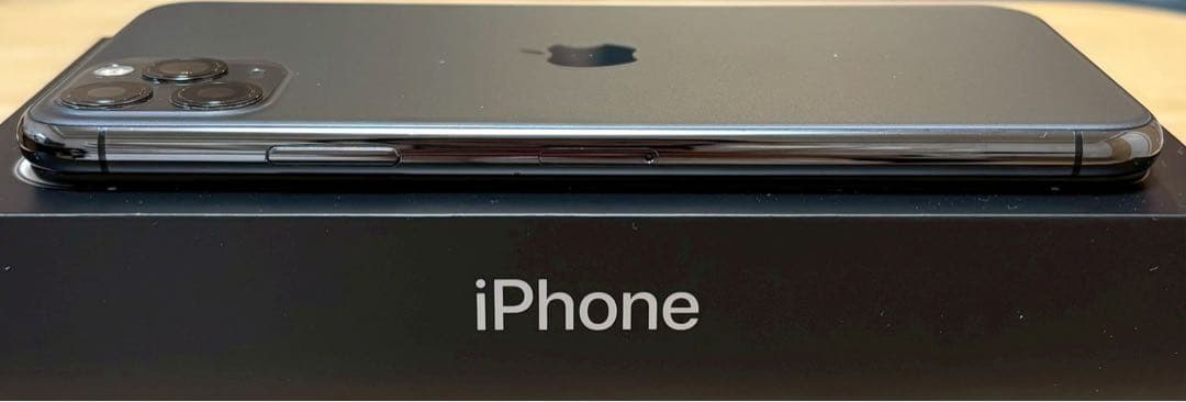 【美品】iPhone 11 PRO MAX 256GB スペースグレイ　本体