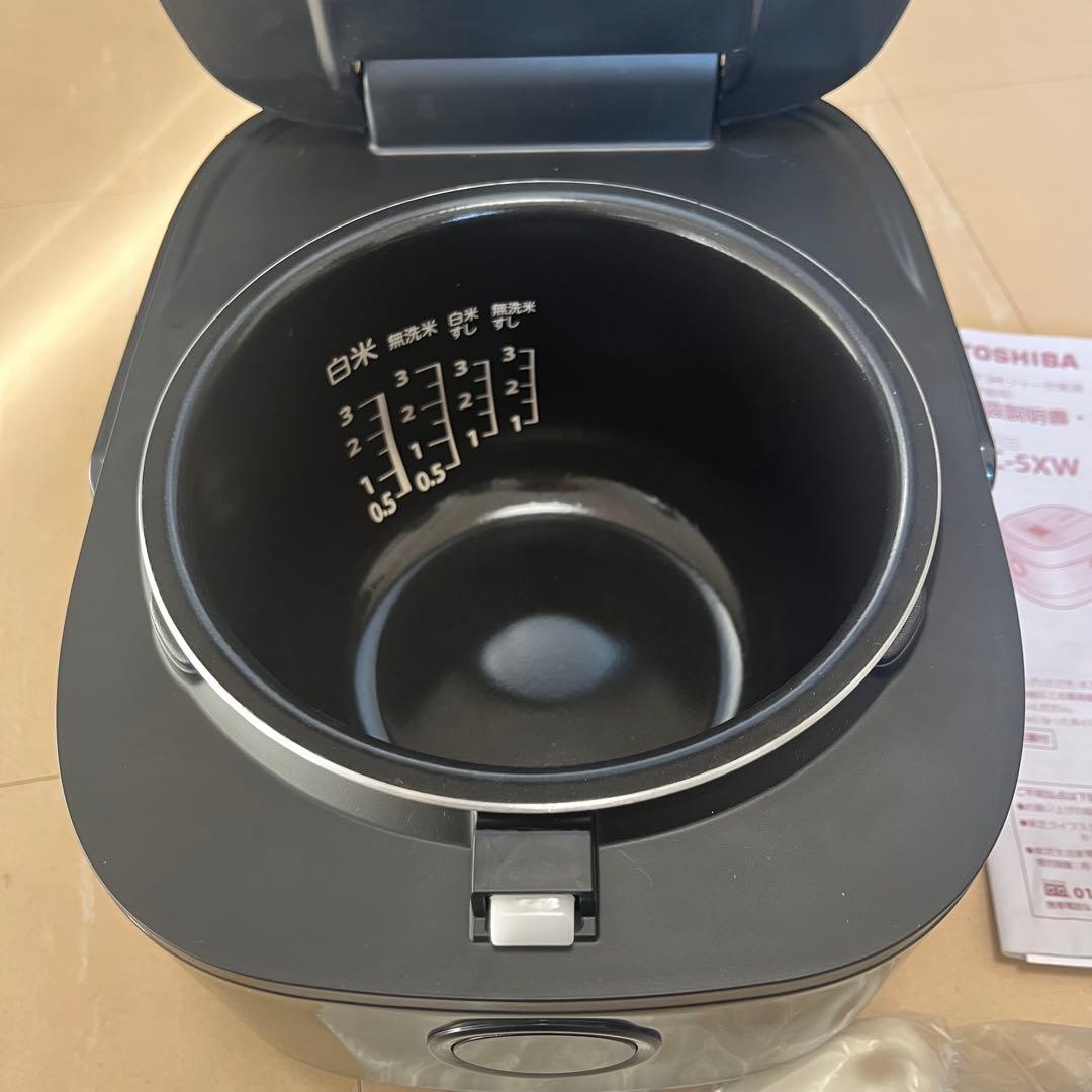 TOSHIBA RC-3XW 炊飯器 IH加熱 3合