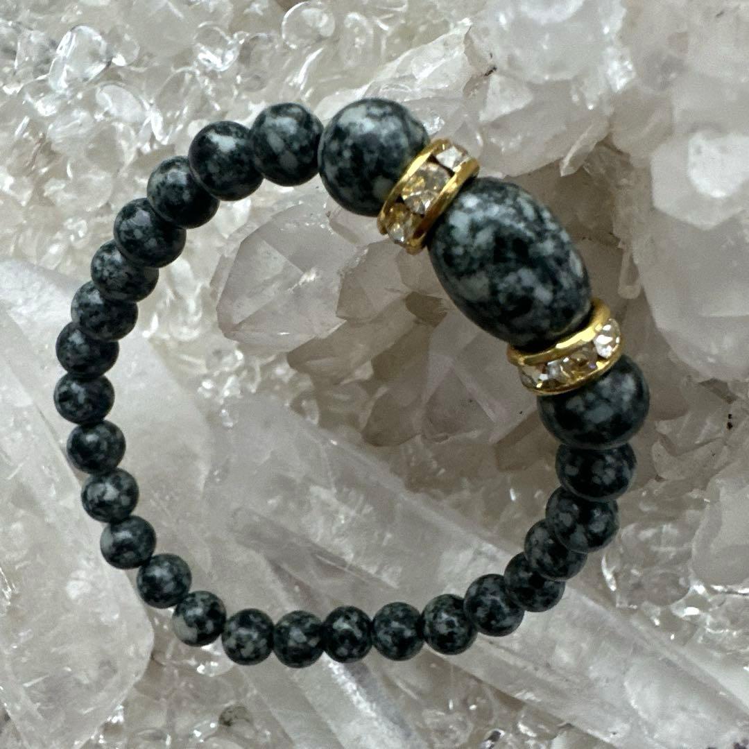【遠野霊 】オーバルアクセントの癒しデザイン 8mm×6mm×オーバル　高波動