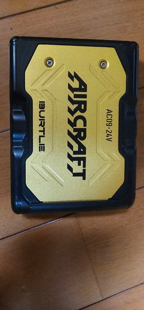Burtle AC009-24V メタリックゴールド
