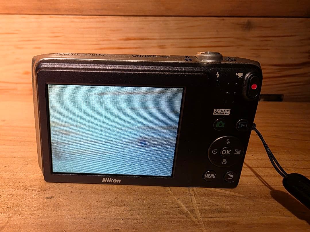 デジタルカメラ Nikon coolpix S3600