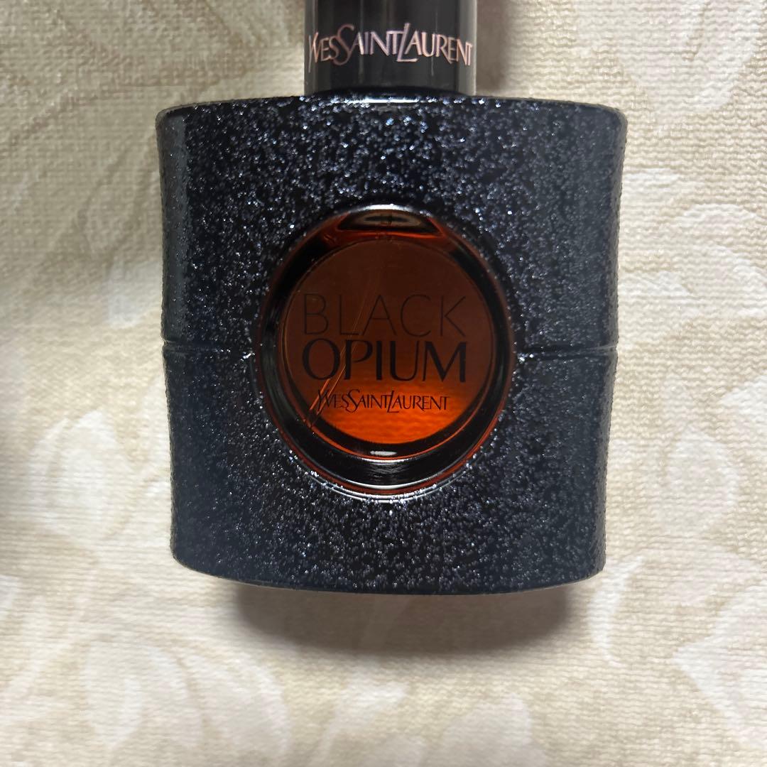 Yves Saint Laurent ブラックオピウム　30ml
