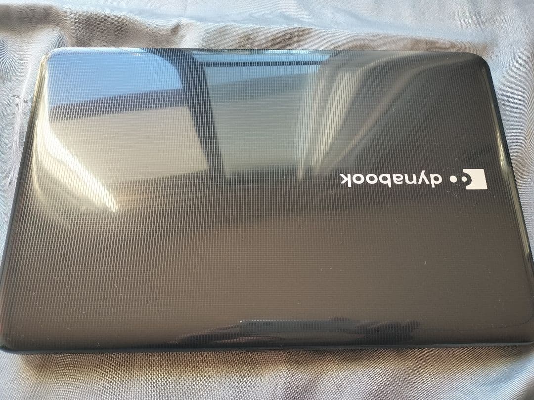 美品　dynabook　i7 使用頻度少　T552/58HB ジャンク！？