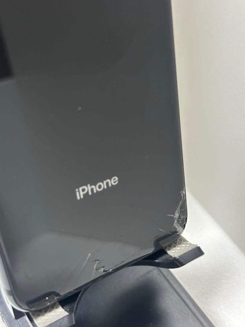 スマートフォン本体 iPhone 8