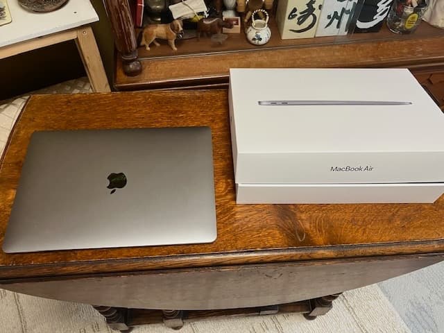 MacBook Air M1 スペースグレー 本体