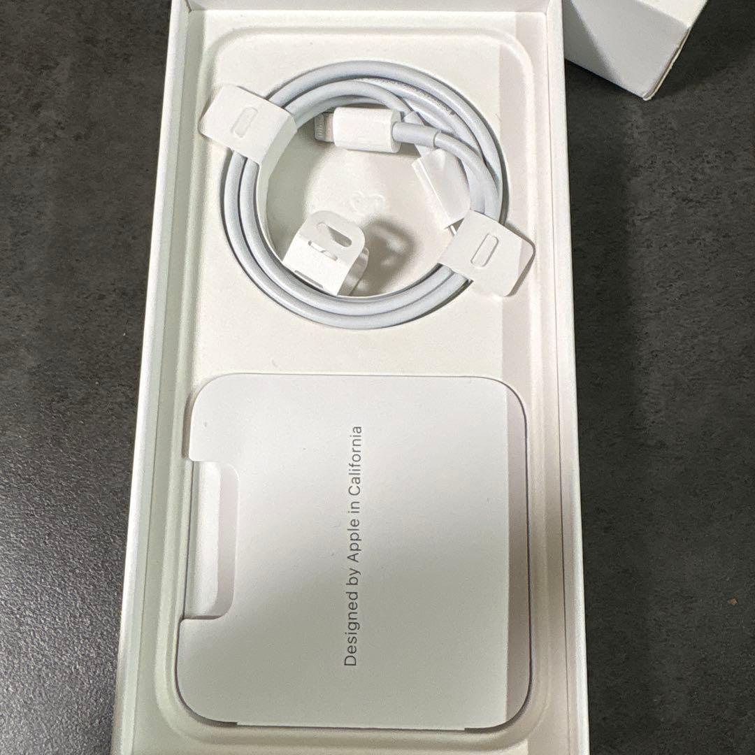 Apple iPhone 14 無印　ミッドナイト　本体