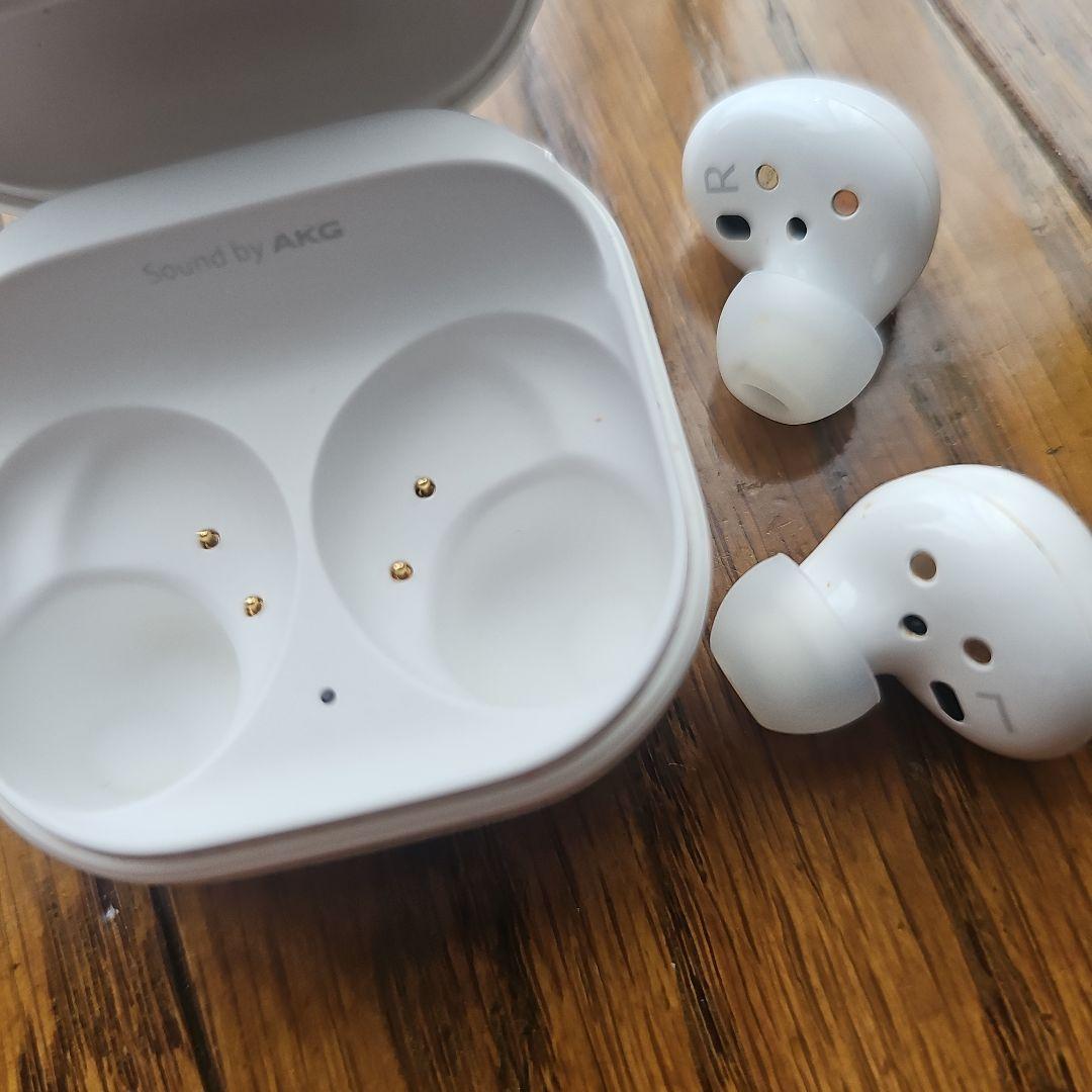 イヤホン Galaxy Buds2