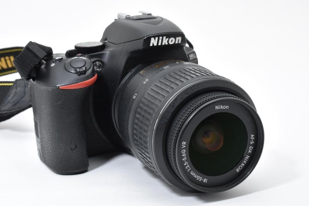 【大人気】 Nikon ニコン D5500 レンズキット デジタル一眼レフカメラ