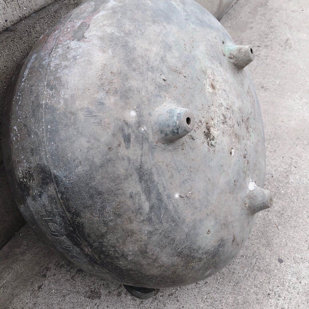 金属製火鉢