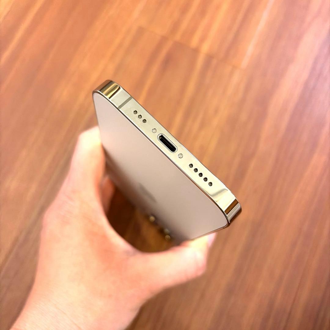 【極美品】iPhone 12 Pro ゴールド 本体　携帯　ケータイ