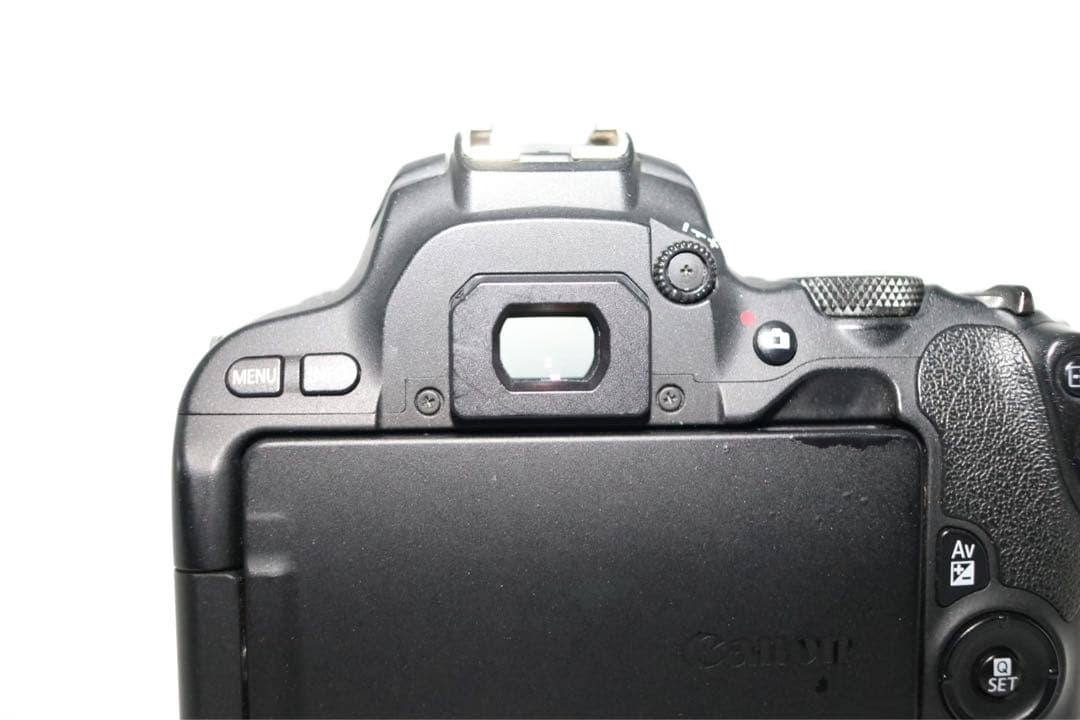 【Canon】EOS Kiss X9 + 18-55mm レンズセット キャノン