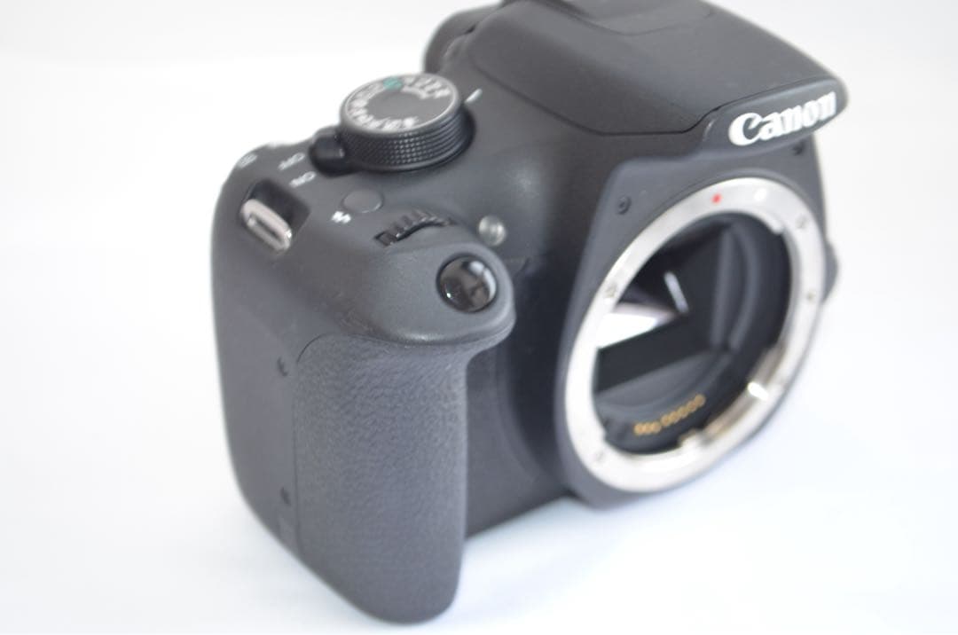 Canon EOS Kiss X70 レンズキット キャノン デジタル一眼