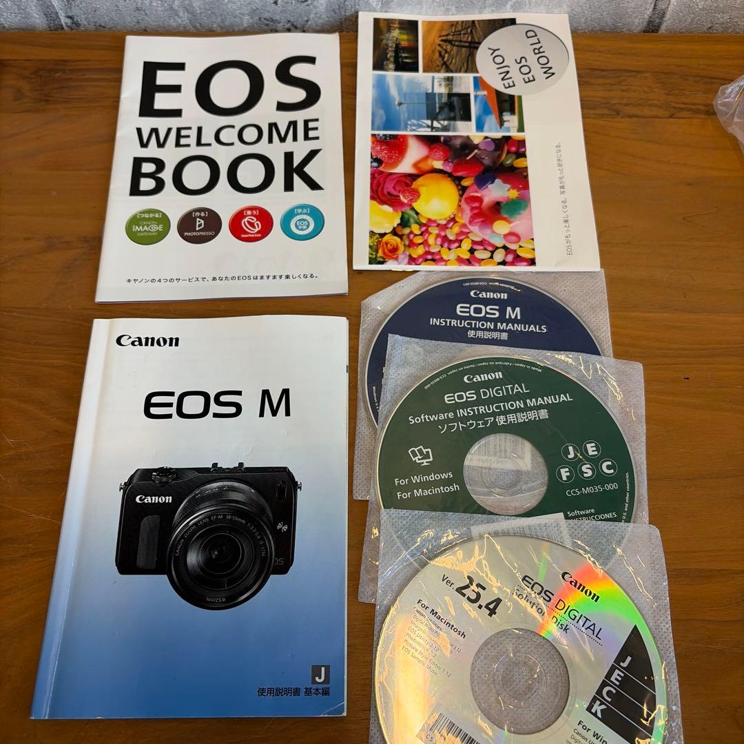 Canon EOS M ホワイト ボディ2台