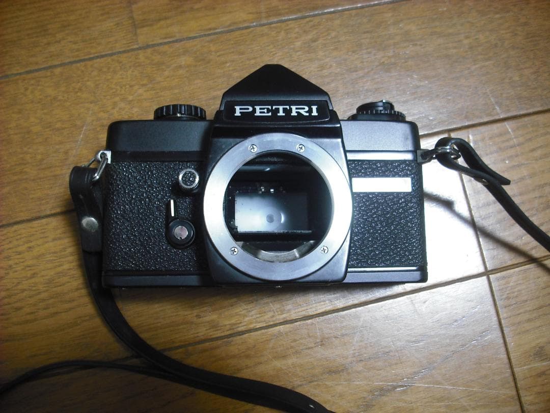 【露出計ＯＫ/基本動作確認済み】PETRI（ペトリ） MF-1 一眼レフカメラ