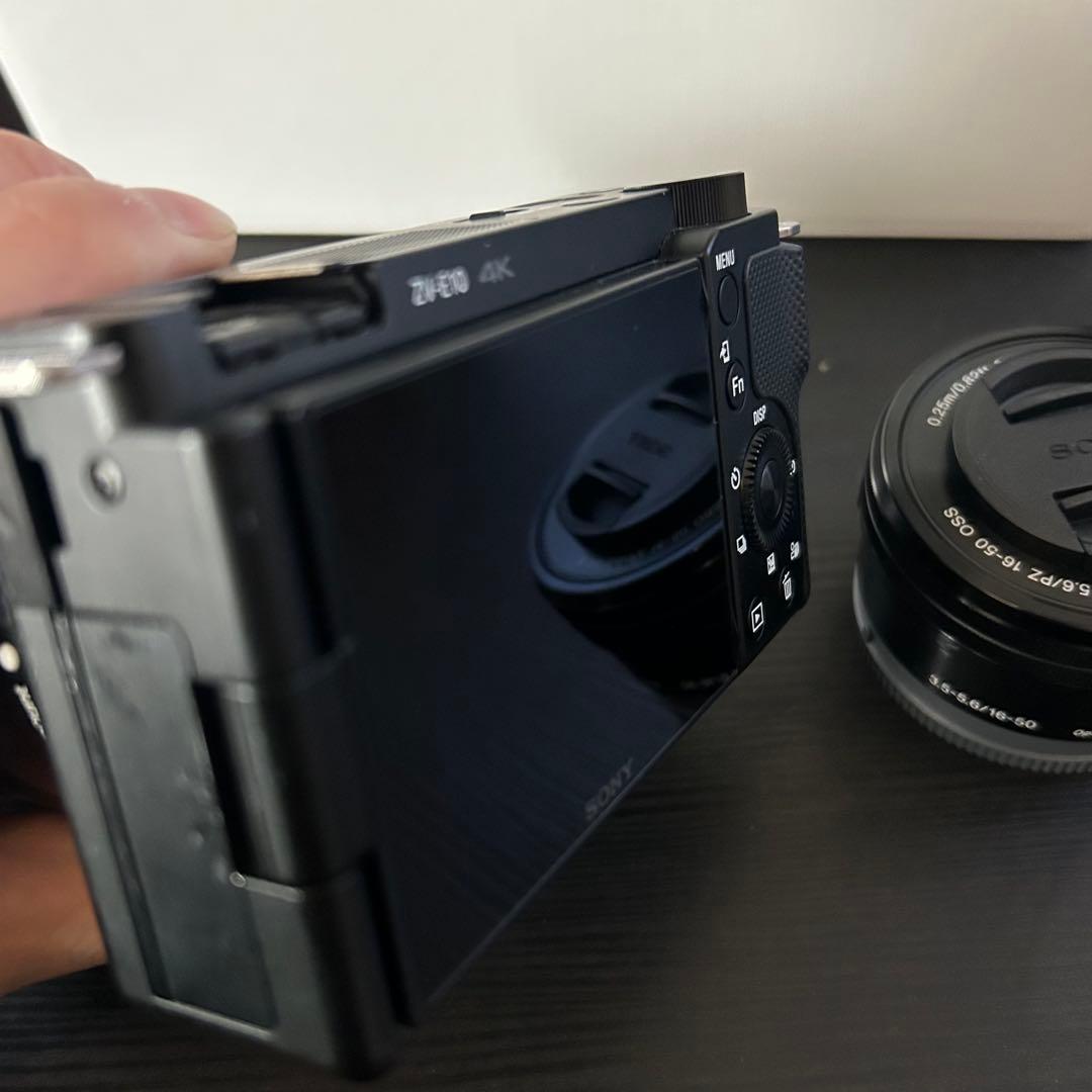 SONY ZVE-10 ミラーレス一眼カメラ ズームレンズ付き