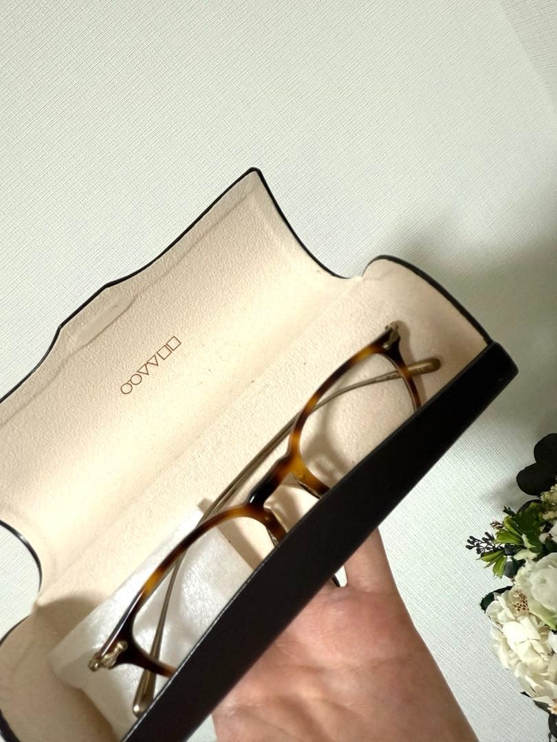 OLIVER PEOPLES 伊達メガネ
