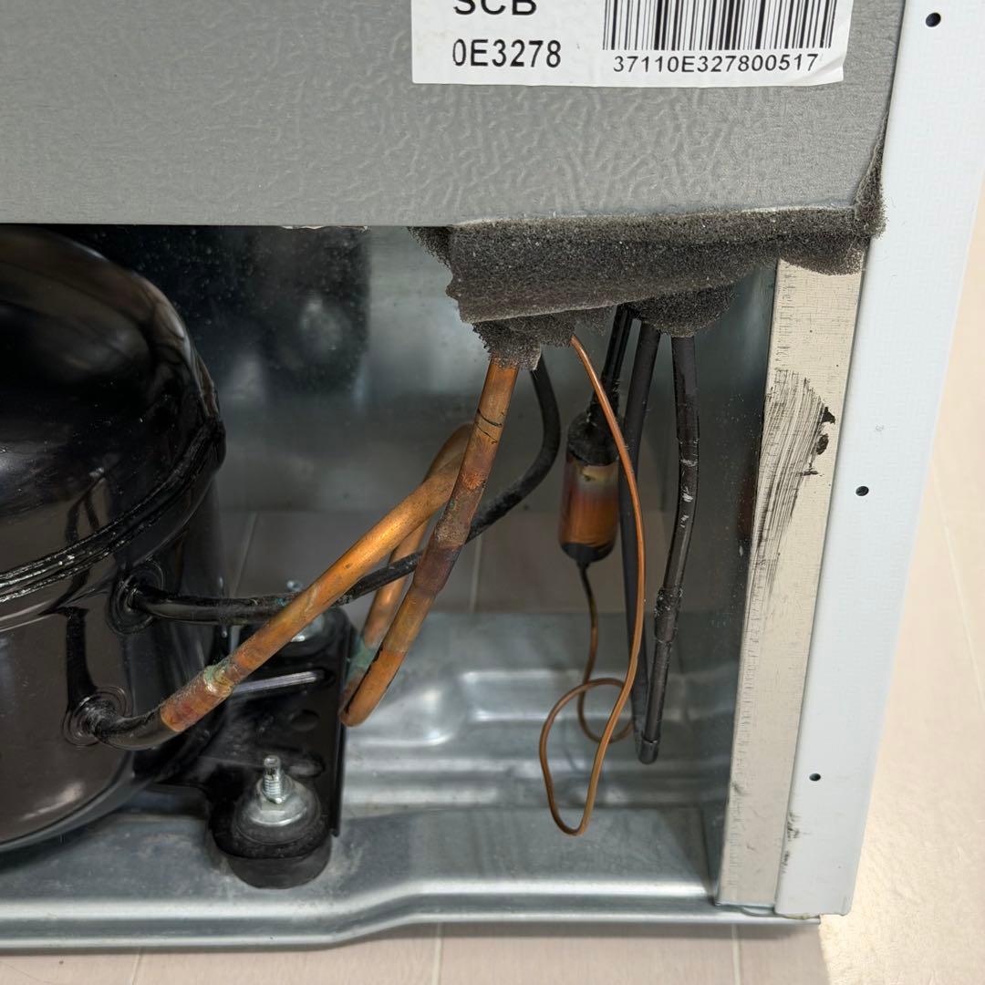 1ドア 冷凍庫 60L AFR-60L01WH 小型冷凍庫 3段 ホワイト