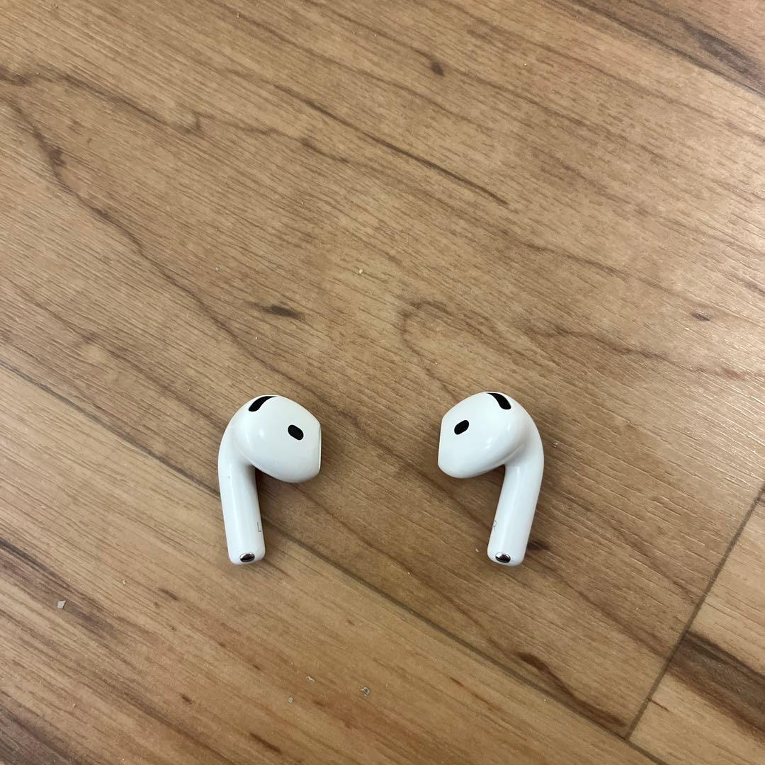 Apple AirPods 4アクティブノイズキャンセリング搭載
