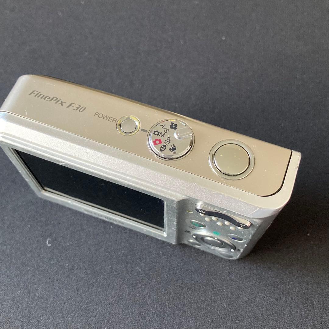 FUJIFILM finepix F30 CCDセンサー コンデジ