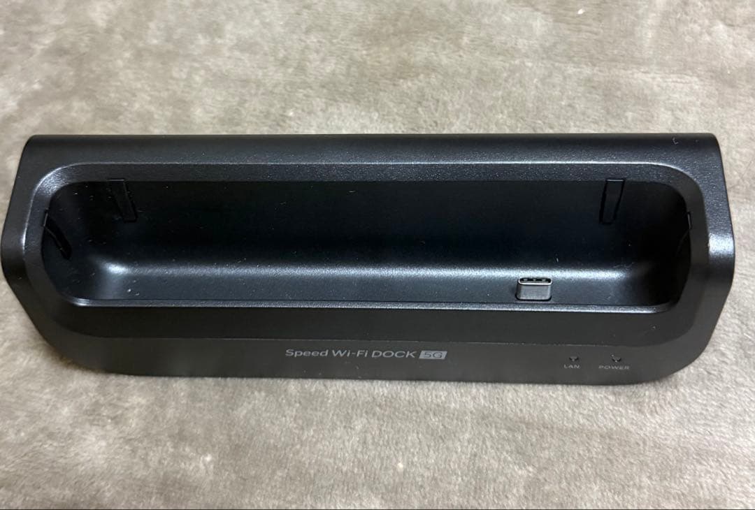 【充電器・箱・説明書付き】SPEED Wi-Fi DOCK 5G 01