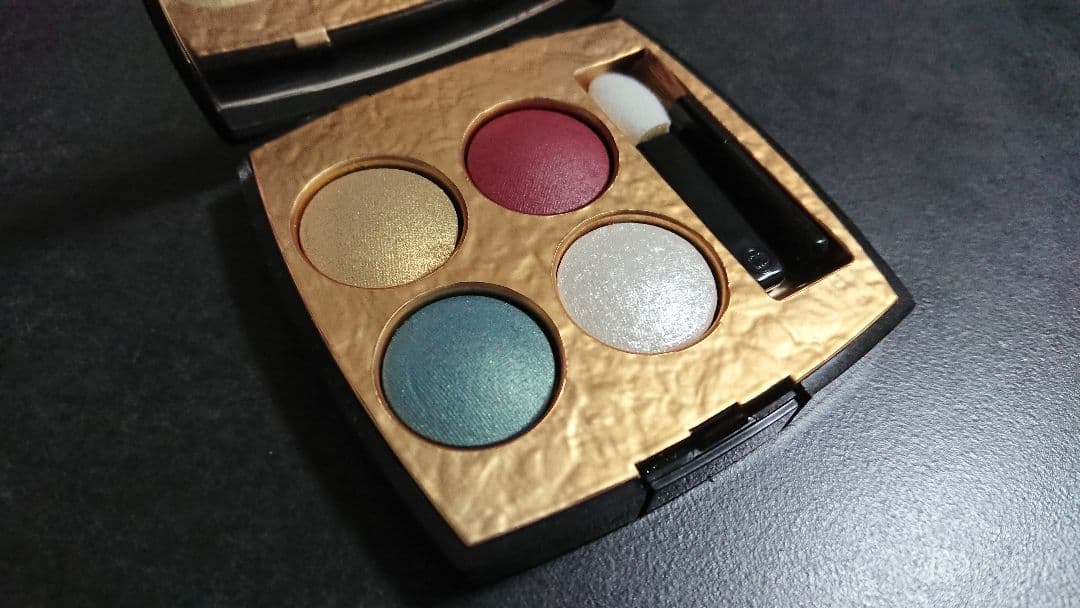 新品 シャネル アイシャドウ レキャトルオンブル ビザンス 338 CHANEL