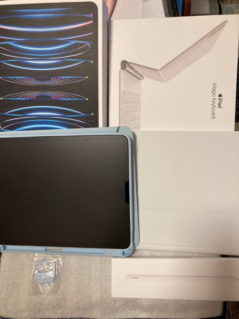 AppleiPadPro 第4世代11インチシルバー256GBキーボード、ペン