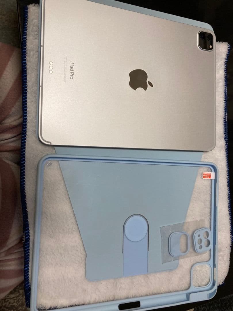 AppleiPadPro 第4世代11インチシルバー256GBキーボード、ペン
