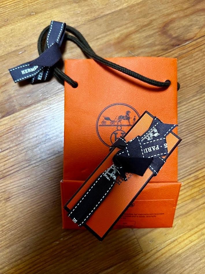 エルメス リップ 49 ローズタン 新品　未使用／ショッパー付き／ギフトにも