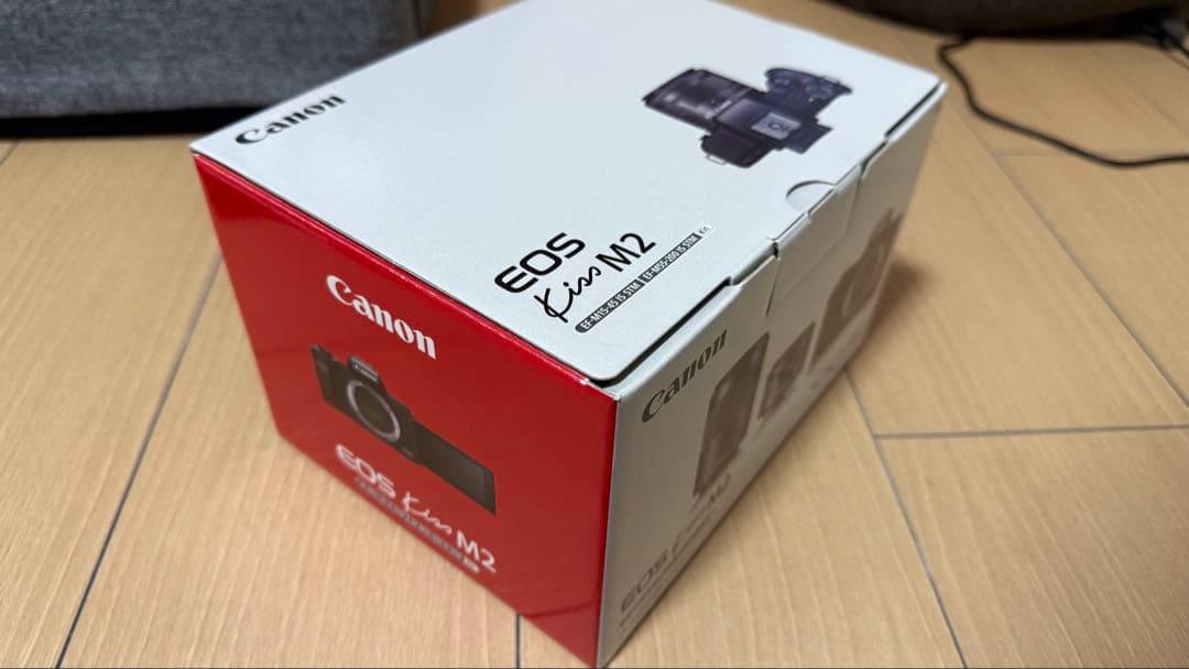 Canon EOS Kiss M2 ホワイト ミラーレス一眼カメラ　レンズ2種