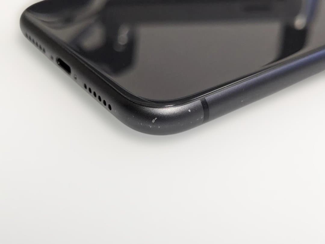 iPhone 11　ブラック　64GB（ジャンク品）