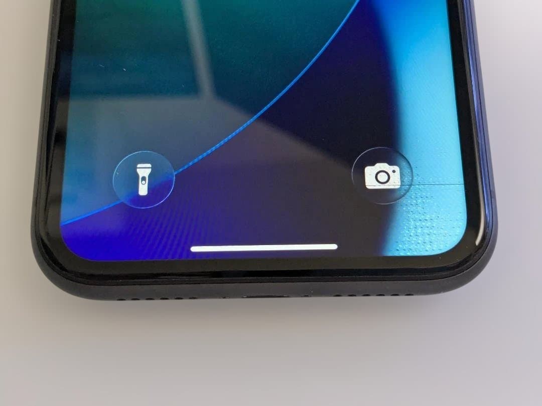 iPhone 11　ブラック　64GB（ジャンク品）
