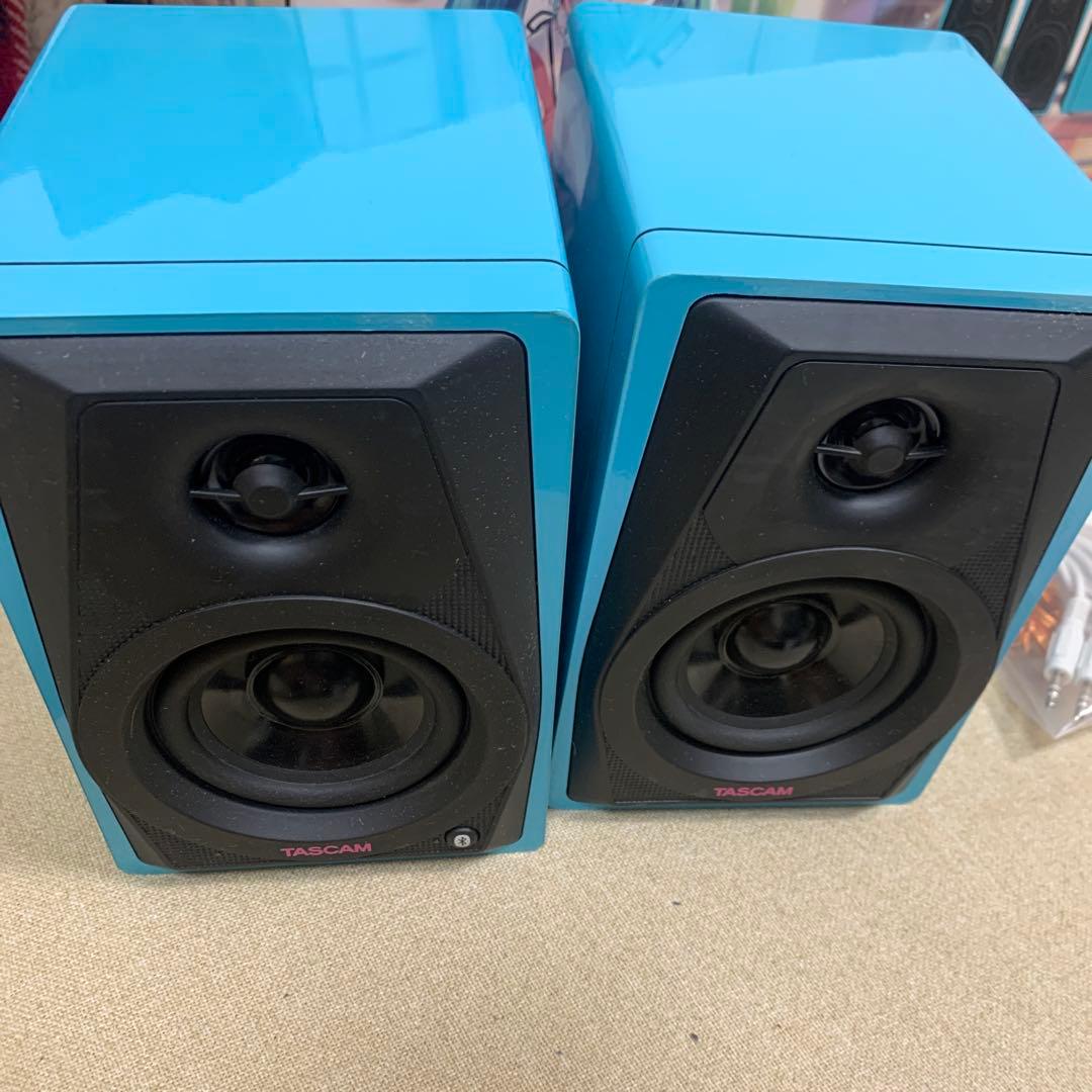 TASCAMタスカム　Bluetoothスピーカー　 VL-S3BT MIKU
