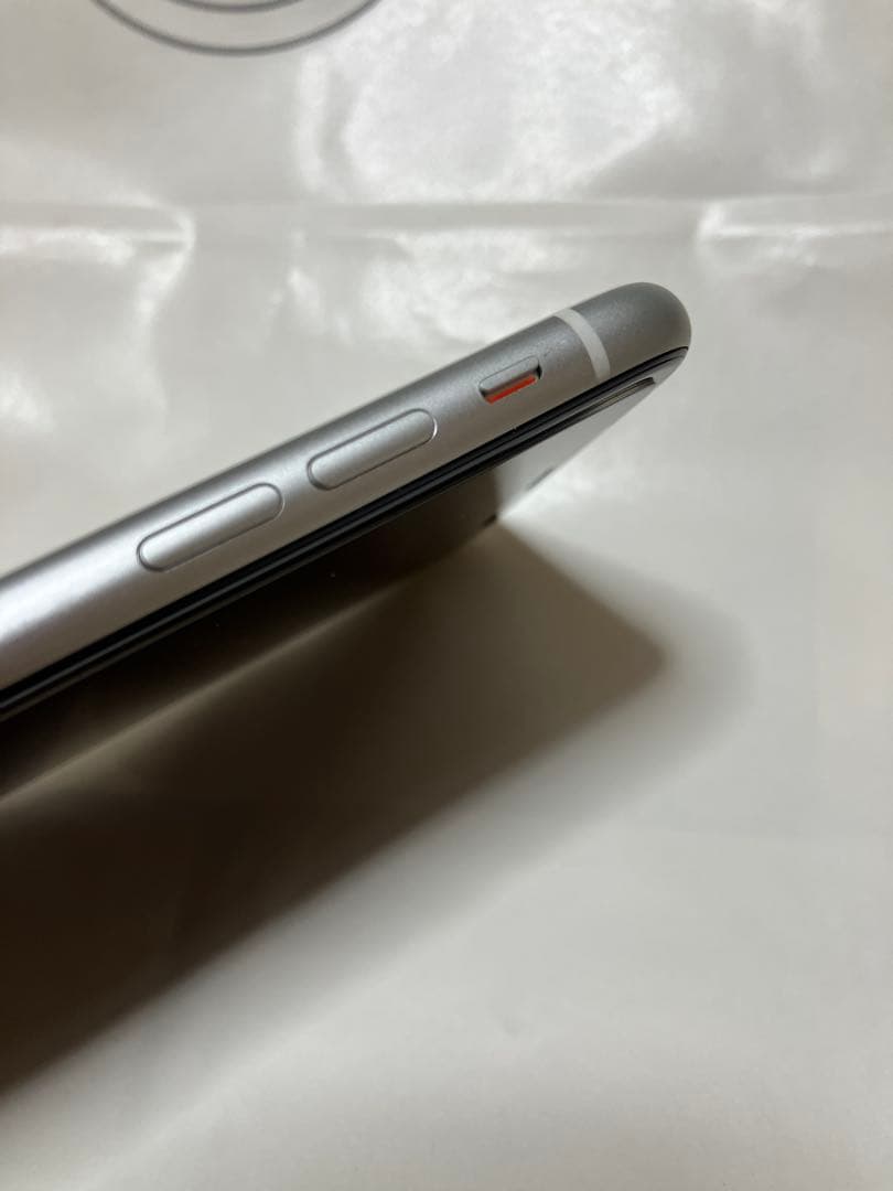 【目立つ傷なし　フィルム変えたて】iPhoneXR 64GB ホワイト