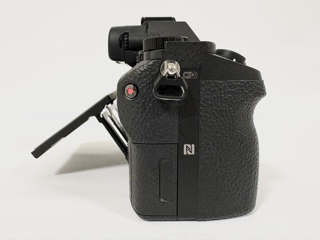 美品【SC:1,592】 SONY α7 II ILCE-7M2 28-70mm