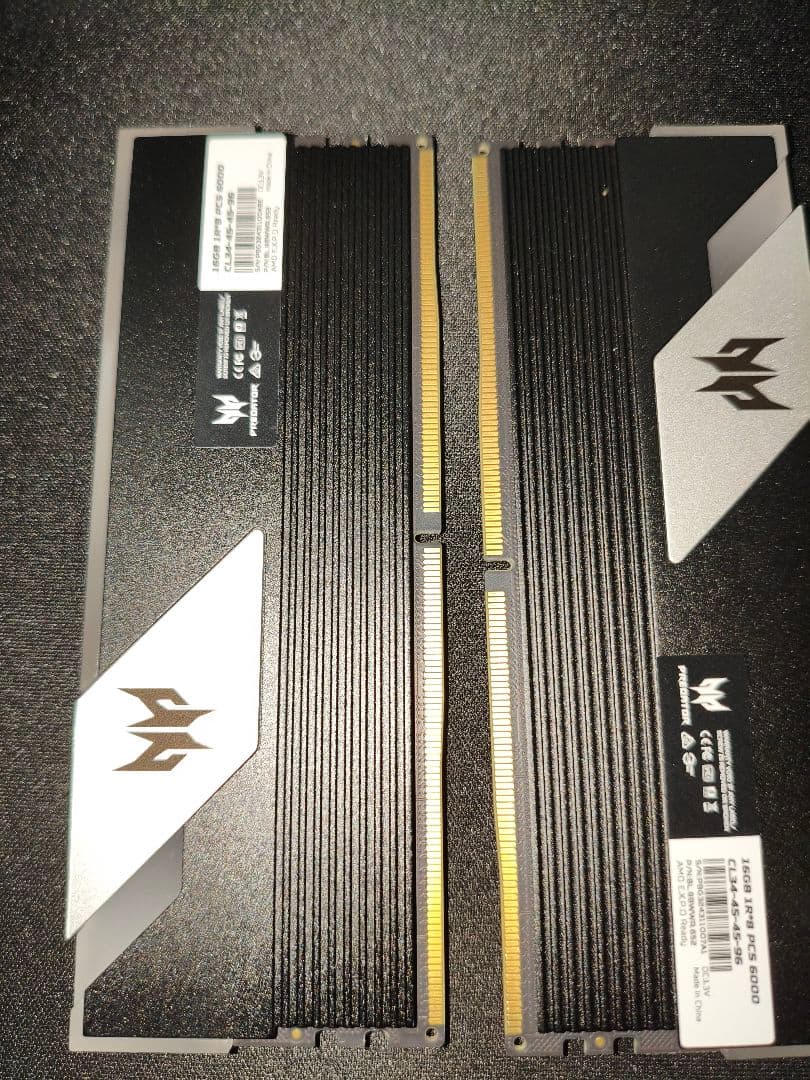DDR5 32GB(16GB×2) Predator RGB 6000 EXPO