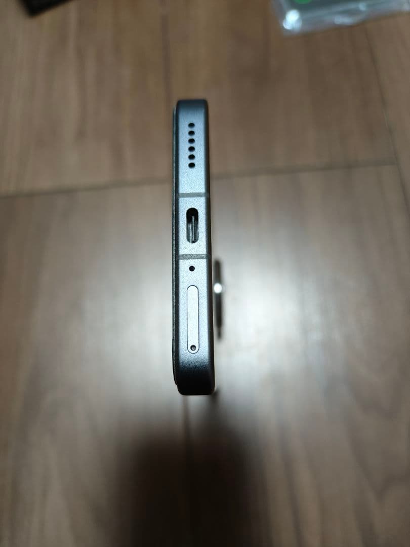 美品 POCO F7 PRO 512GB SIMフリー 国内版（フィルム付）