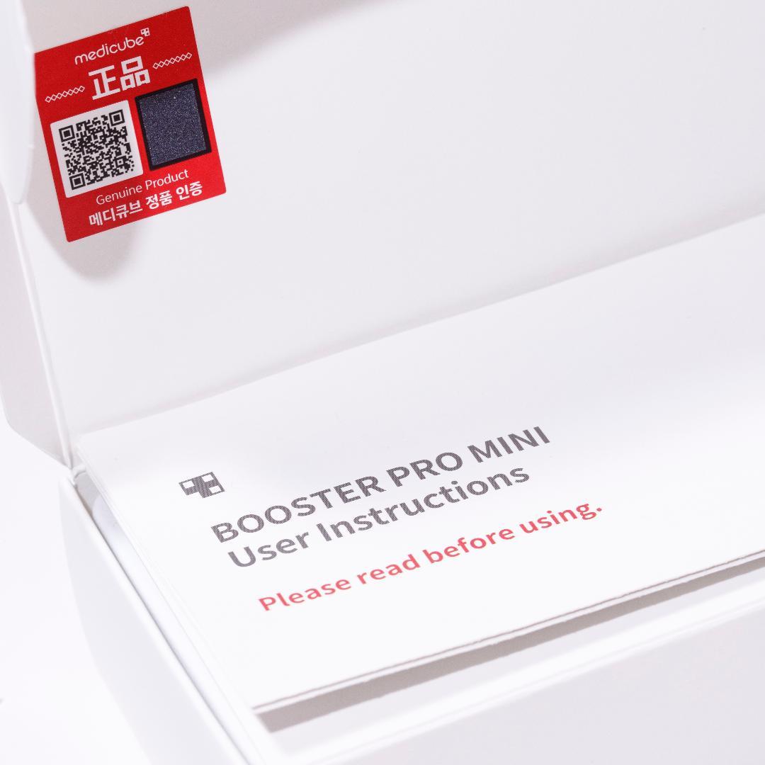 Medicube BOOOSTER PRO MINI 美顔器 ホワイト