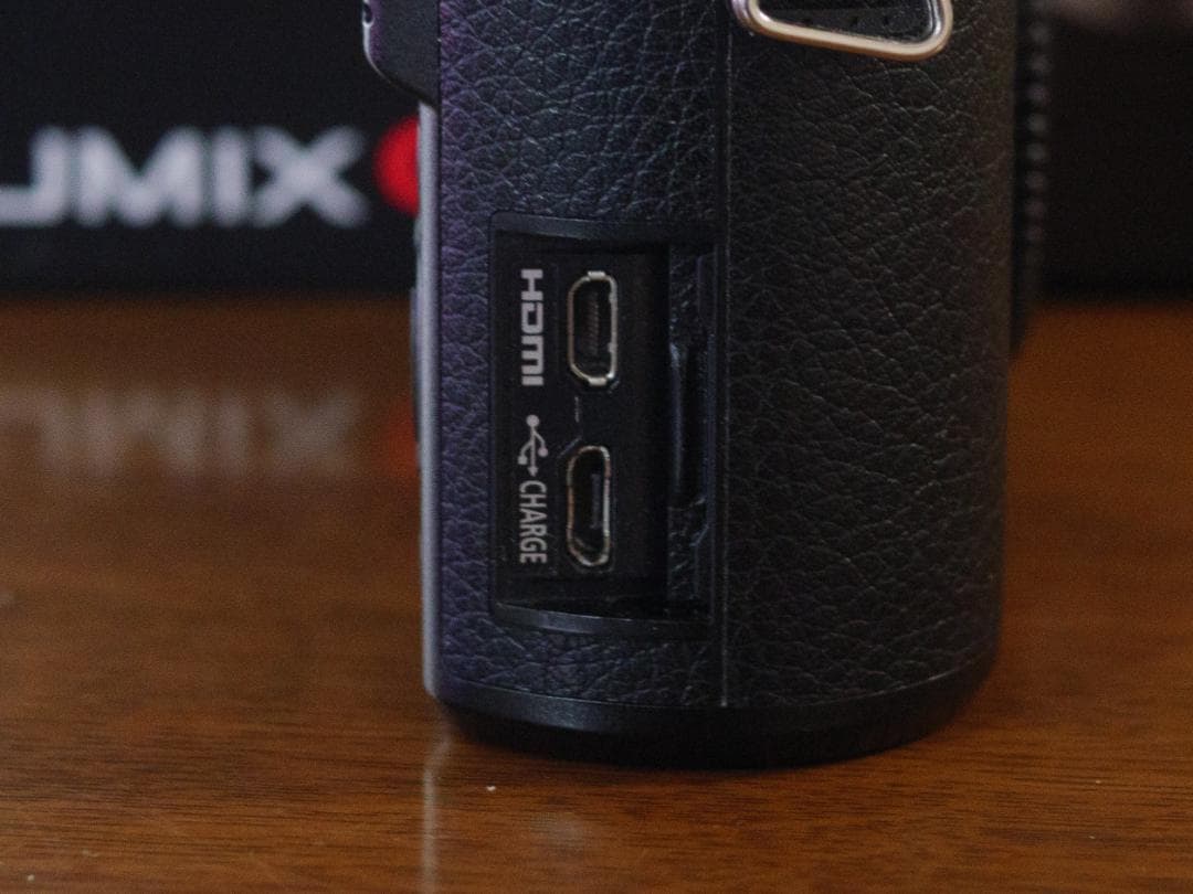 【24年5月購入・日本語OK】LUMIX DC-GX9 シルバー（海外モデル）