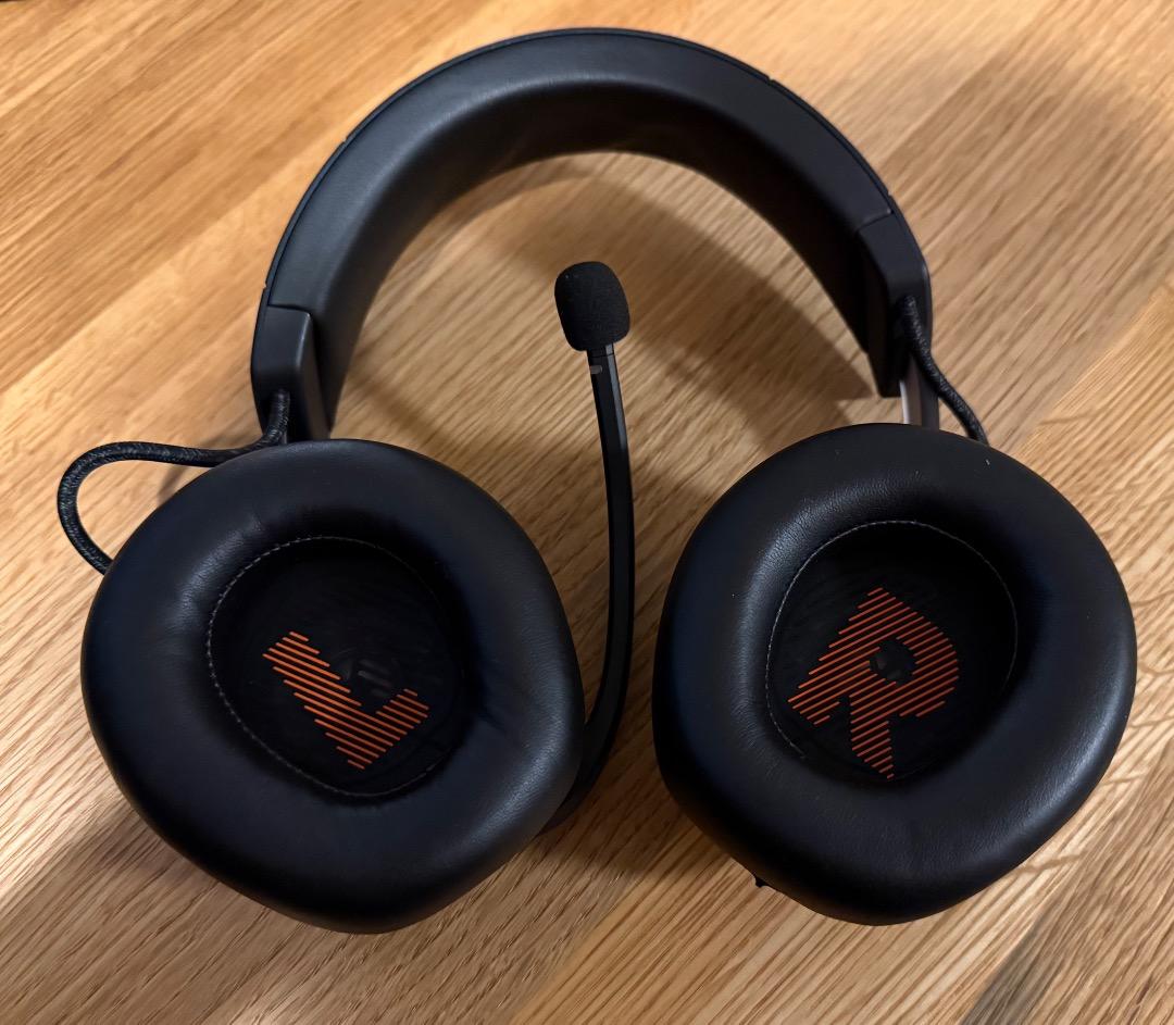ヘッドホン JBL QUANTUM 910