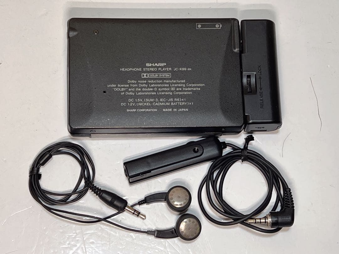 シャープ Piu JC-K99-BKポータブルカセットプレーヤー ジャンク品