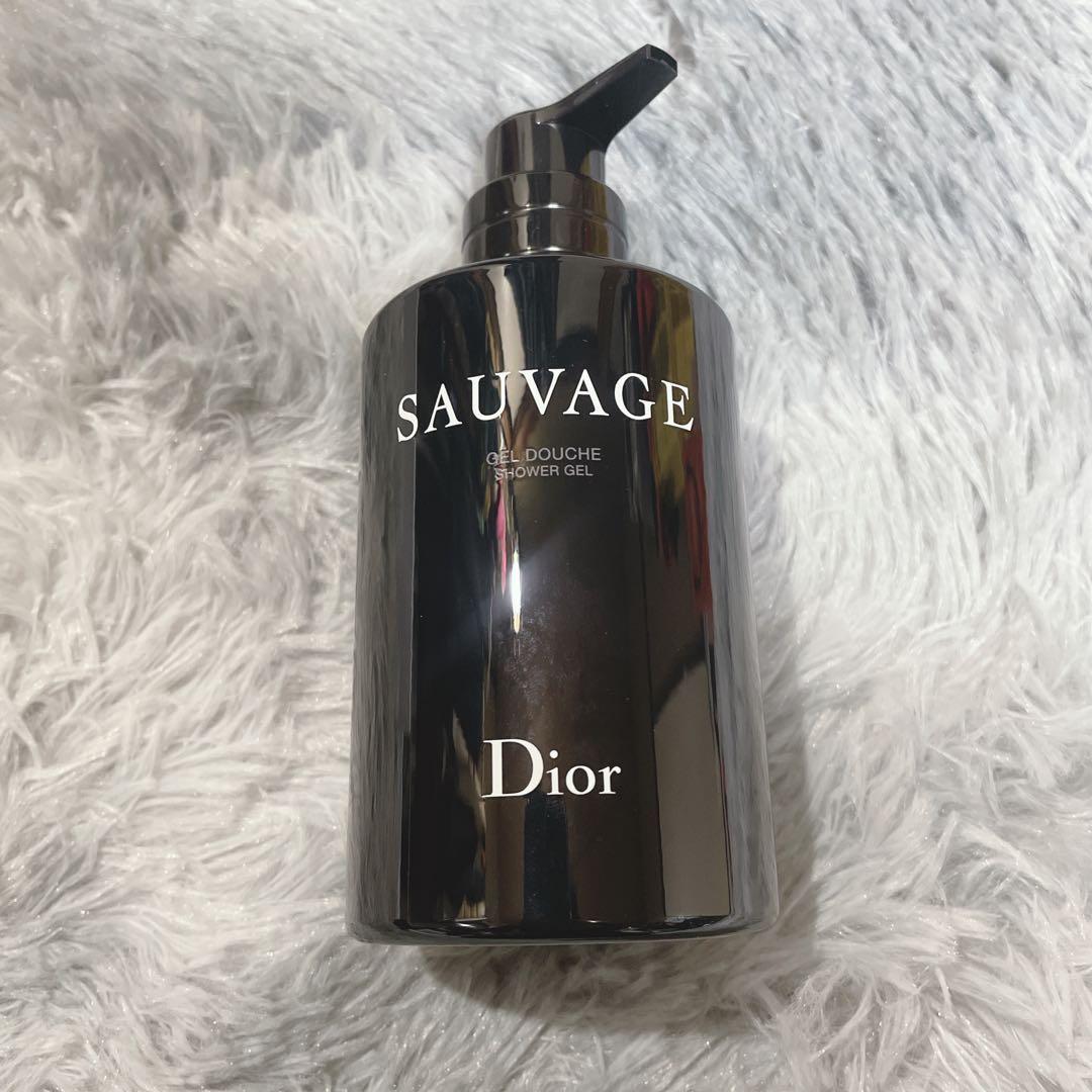 Dior SAUVAGE ボディーシャンプー 250ml 箱付き 香水