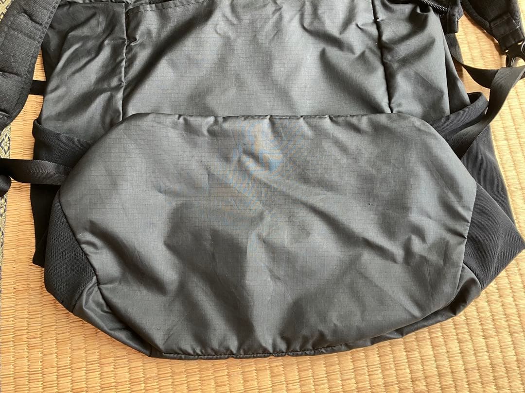パタゴニア ウルトラライト ブラックホール トートバッグ2WAY 27 L
