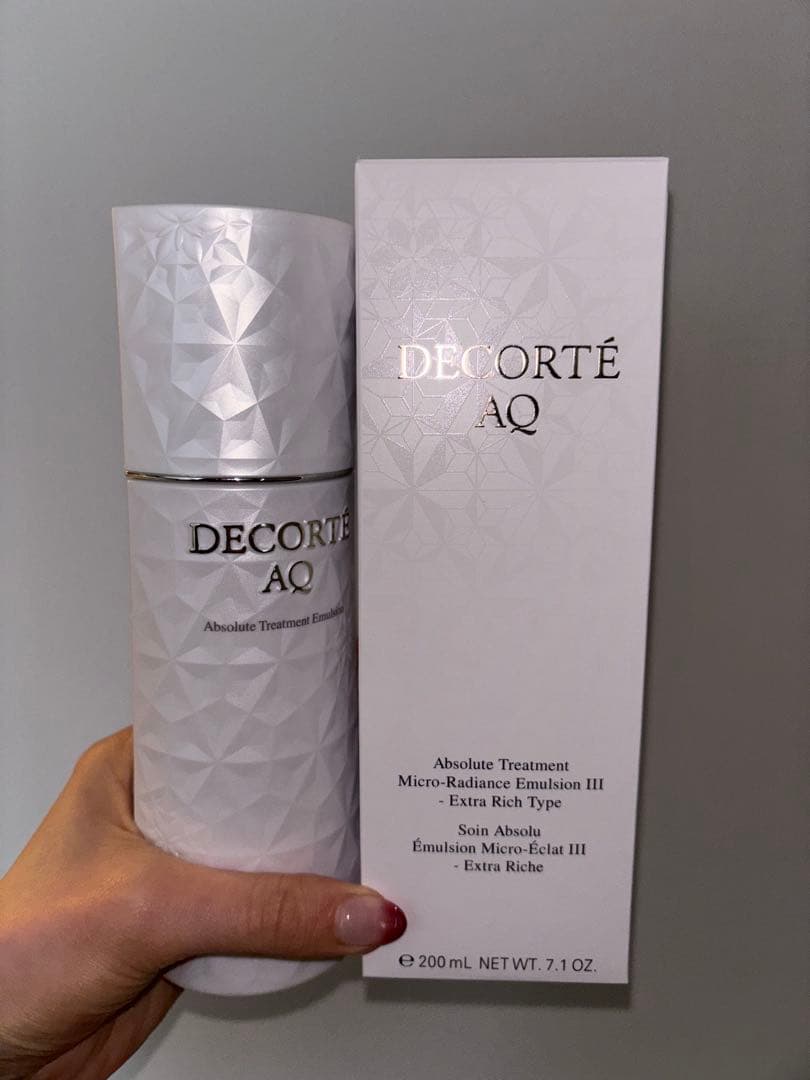 DECORTÉ AQ エクストラリッチ乳液 200mL