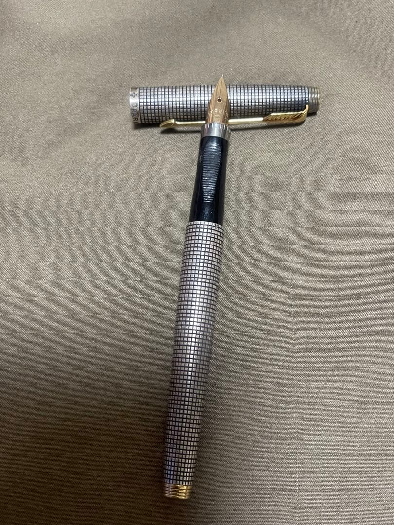 d*2様 14k ペン先　Parker 万年筆 メタリック・チェック柄