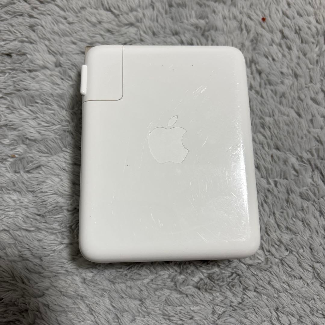 Apple 140W USB-C電源アダプタ A2452